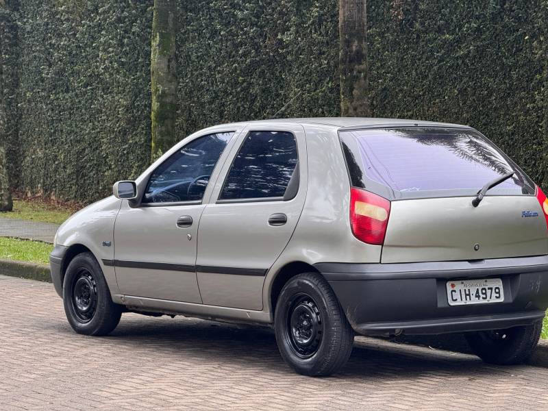 FIAT - PALIO - 1996/1997 - Cinza - R$ 12.900,00