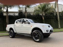 MITSUBISHI - L200 TRITON - 2013/2013 - Branca - R$ 110.000,00