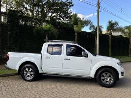 NISSAN - FRONTIER - 2015/2014 - Branca - R$ 92.900,00