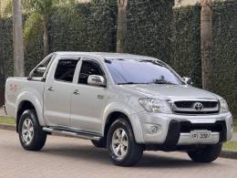 TOYOTA - HILUX - 2008/2009 - Prata - R$ 85.900,00